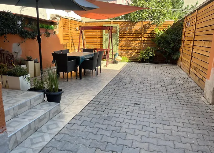 Diva Garden Apartment